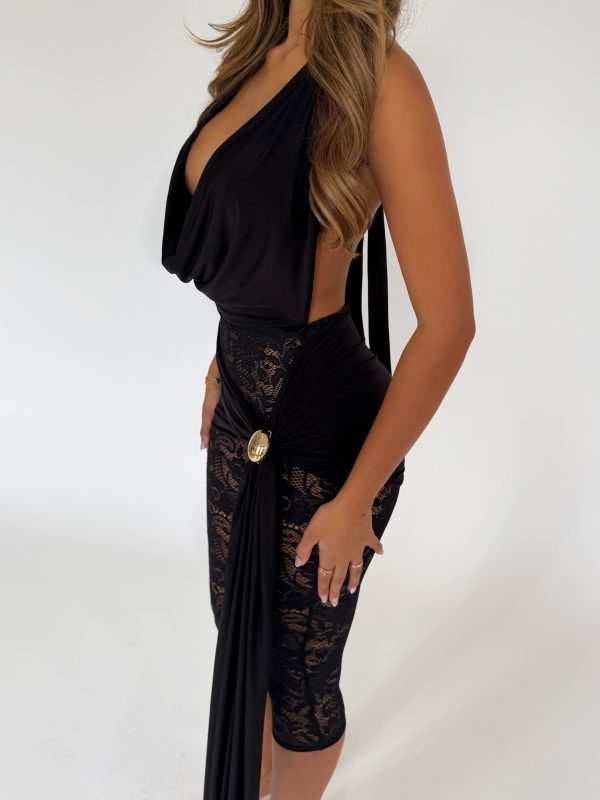 SAFIYA Luxe Lace Jumpsuit - Image 3