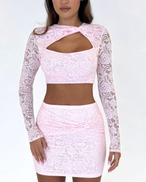 Lace Twist Top in Baby Pink